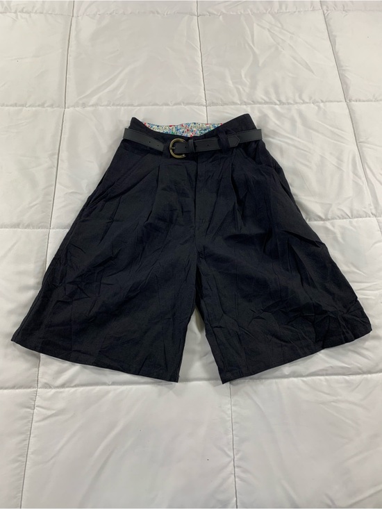 Lindsay GRA Pants - Pre loved LINDSAY GRA shorts womens size 7